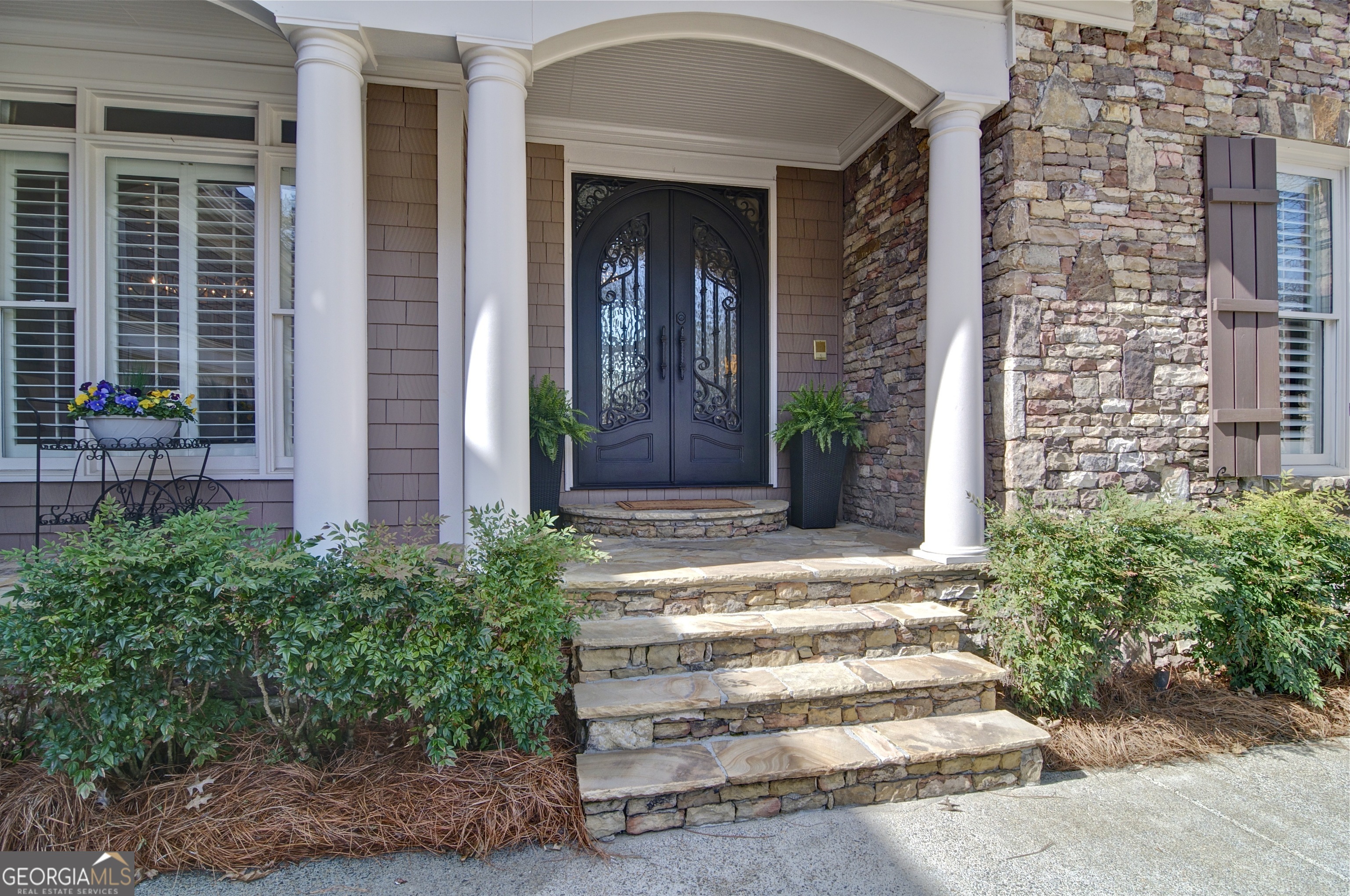 Property Photo: 2813 Long Grove Court GA 30062