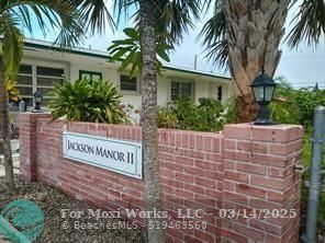 Property Photo: 2238 Adams St 5 FL 33020