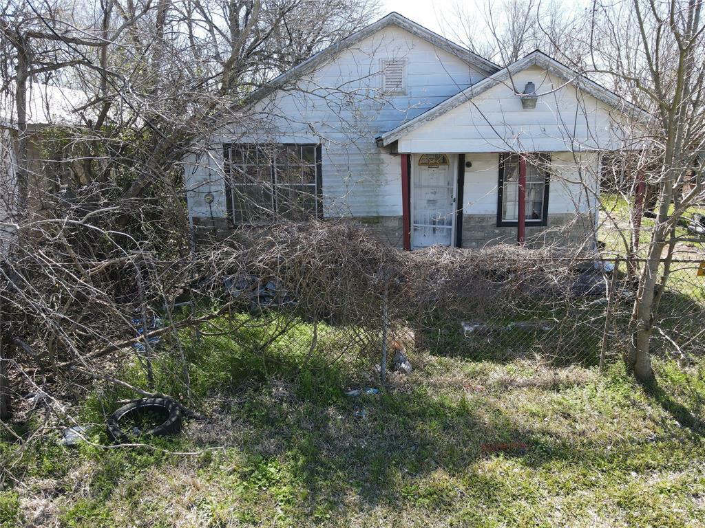 Property Photo: 2630 Broad Street TX 77521