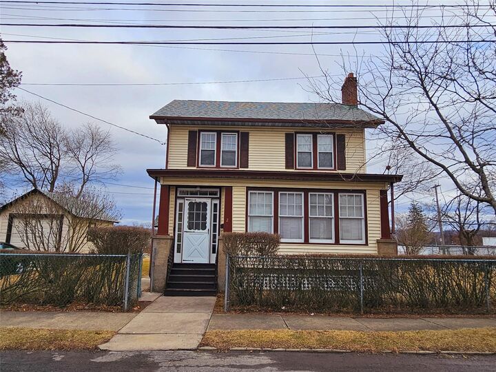 2 Chestnut Street  Newburgh NY 12550 photo