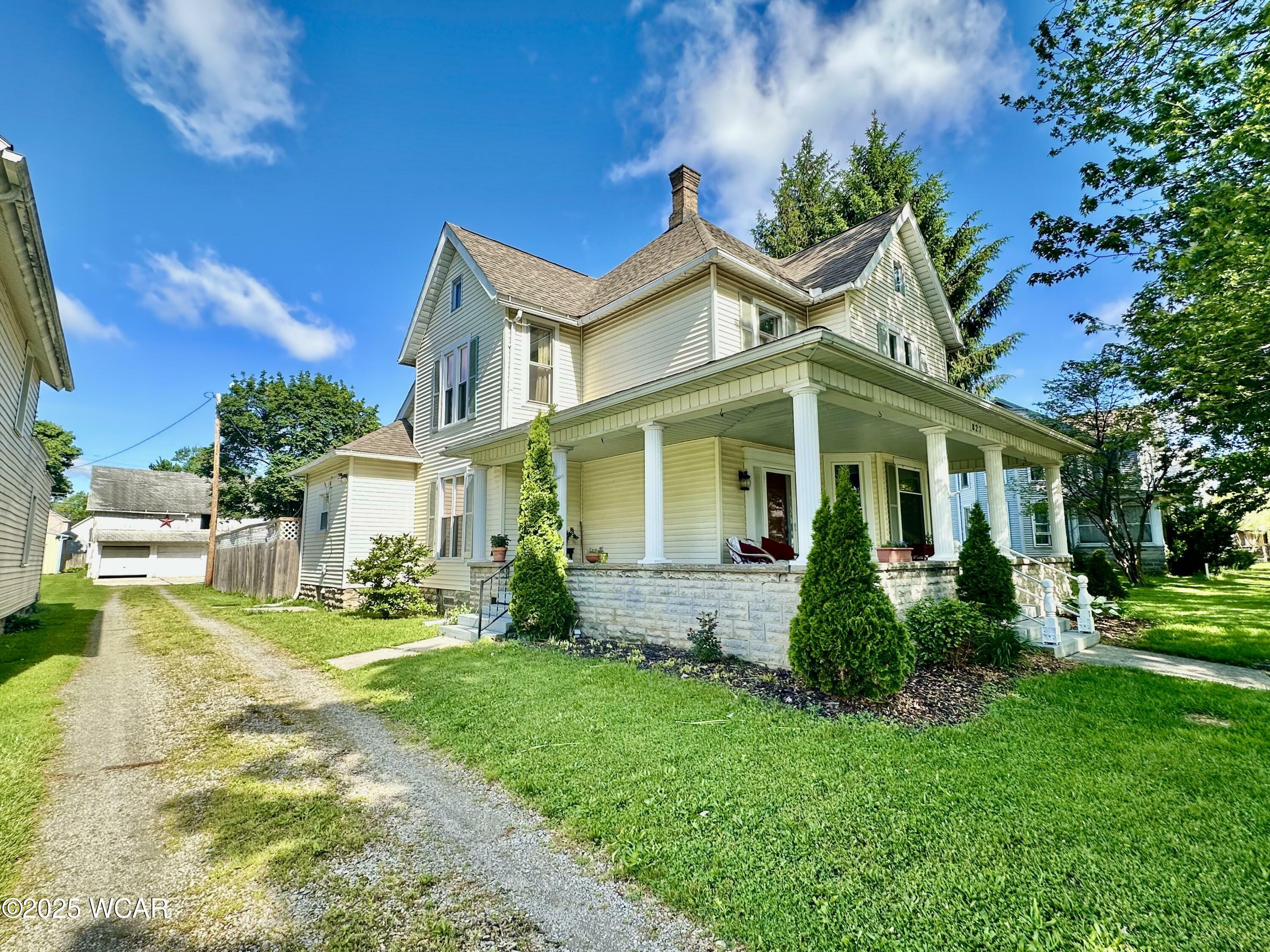 Property Photo: 827 N Main Street OH 44830