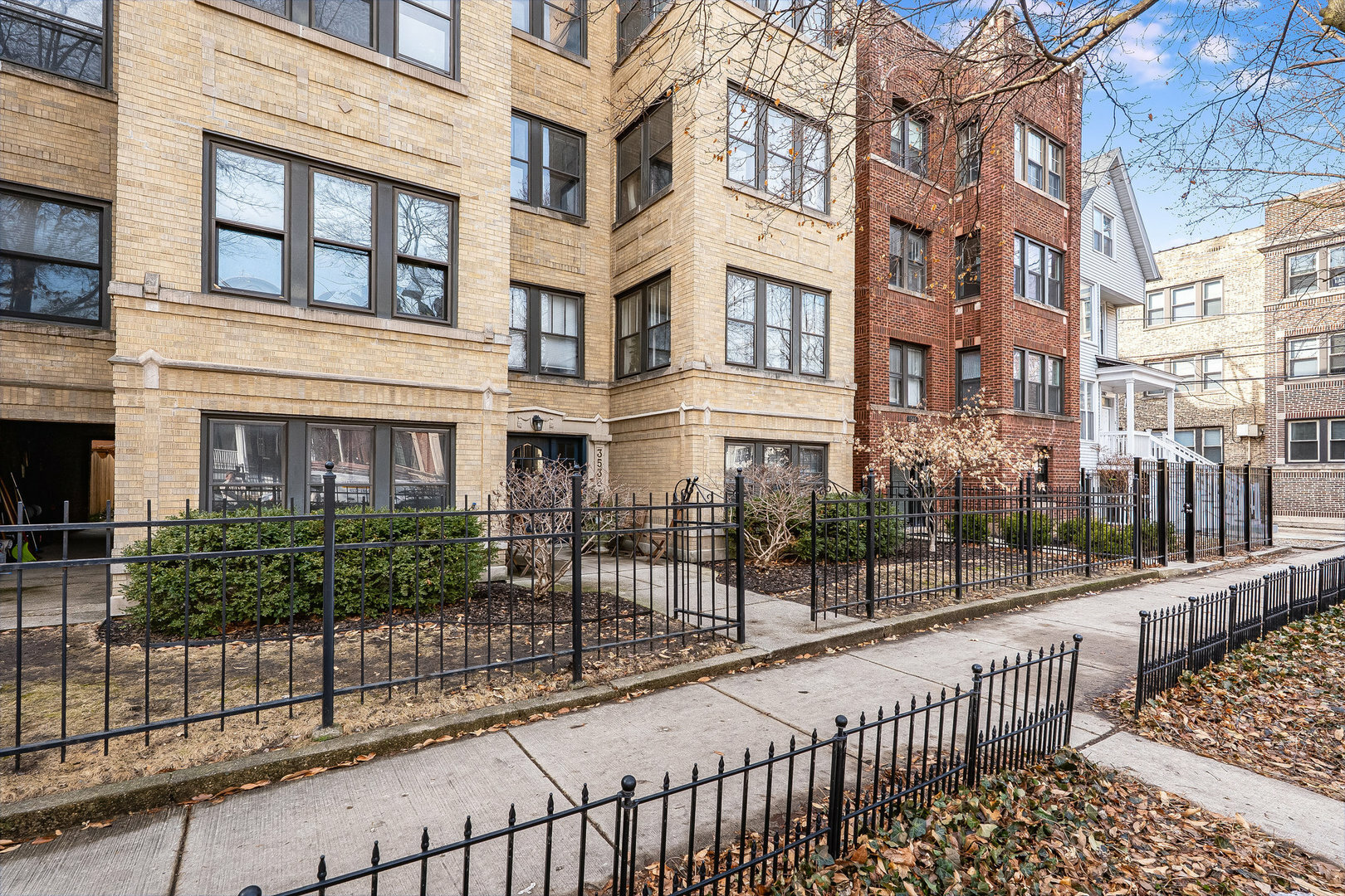 Property Photo:  3538 N Bosworth Avenue G  IL 60657 