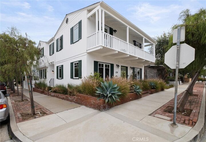 Property Photo: 120 Morningside Drive CA 90266
