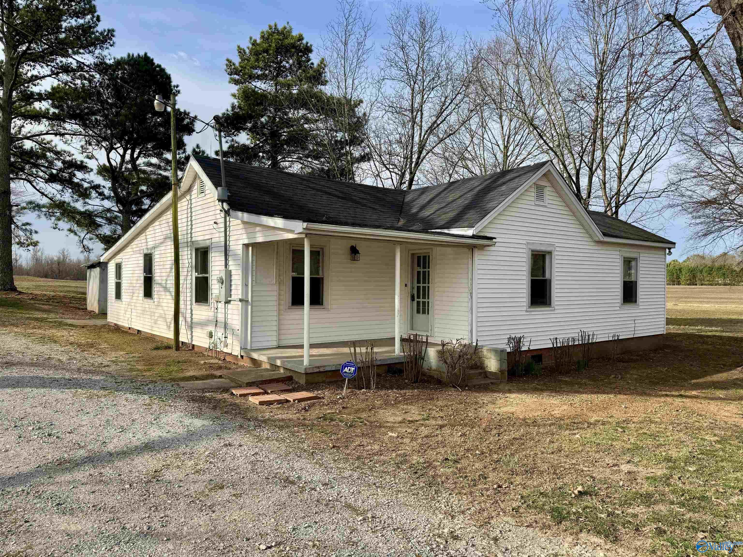 Property Photo:  26984 Nick Davis Road  AL 35613 