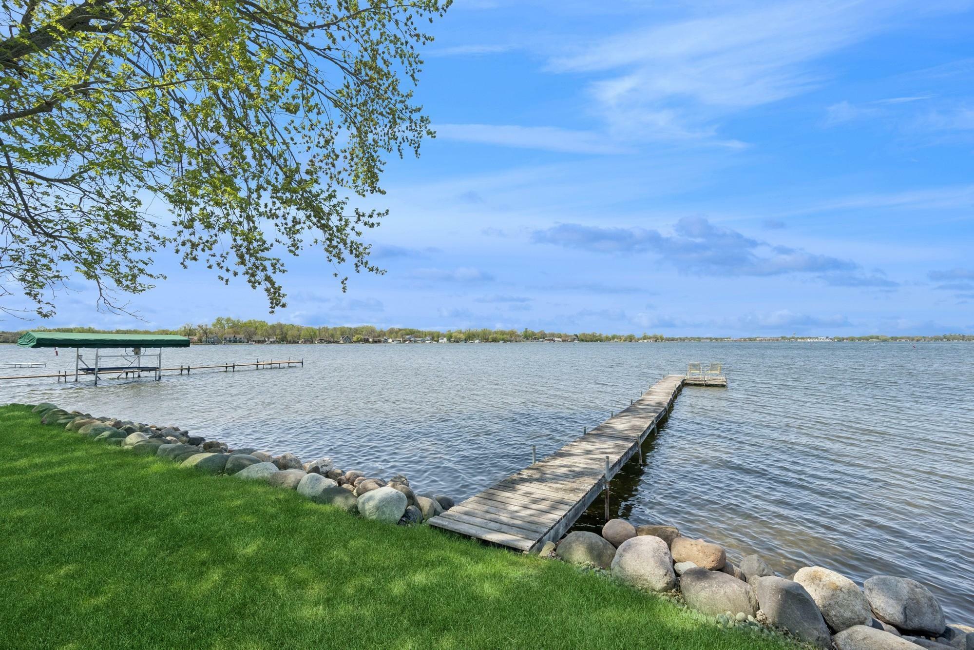 Property Photo: 7550 N Shore Circle N MN 55025