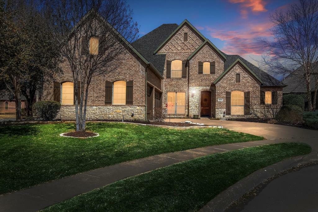 Property Photo: 9216 Cachelle Court TX 76182