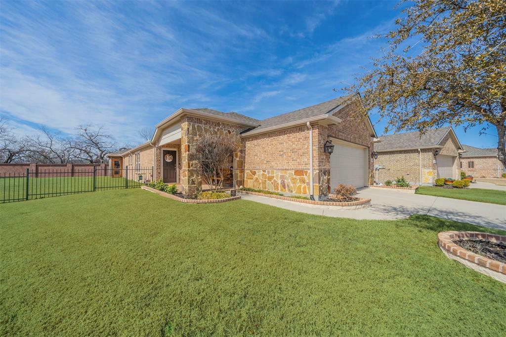 Photo de la propriété:  8713 Twin Pines Lane  TX 75036 