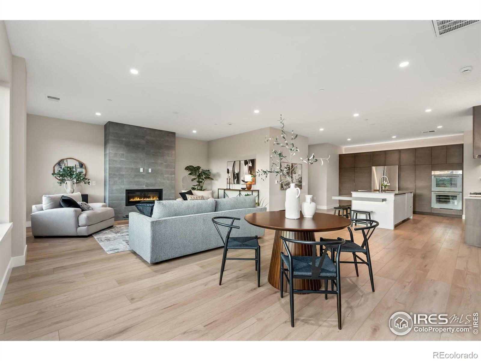 Property Photo: 205 E 6th Street 401 CO 80537