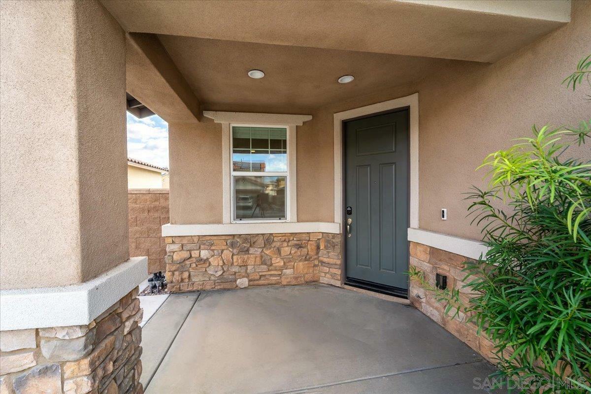 Property Photo:  30857 Palette Rd  CA 92563 