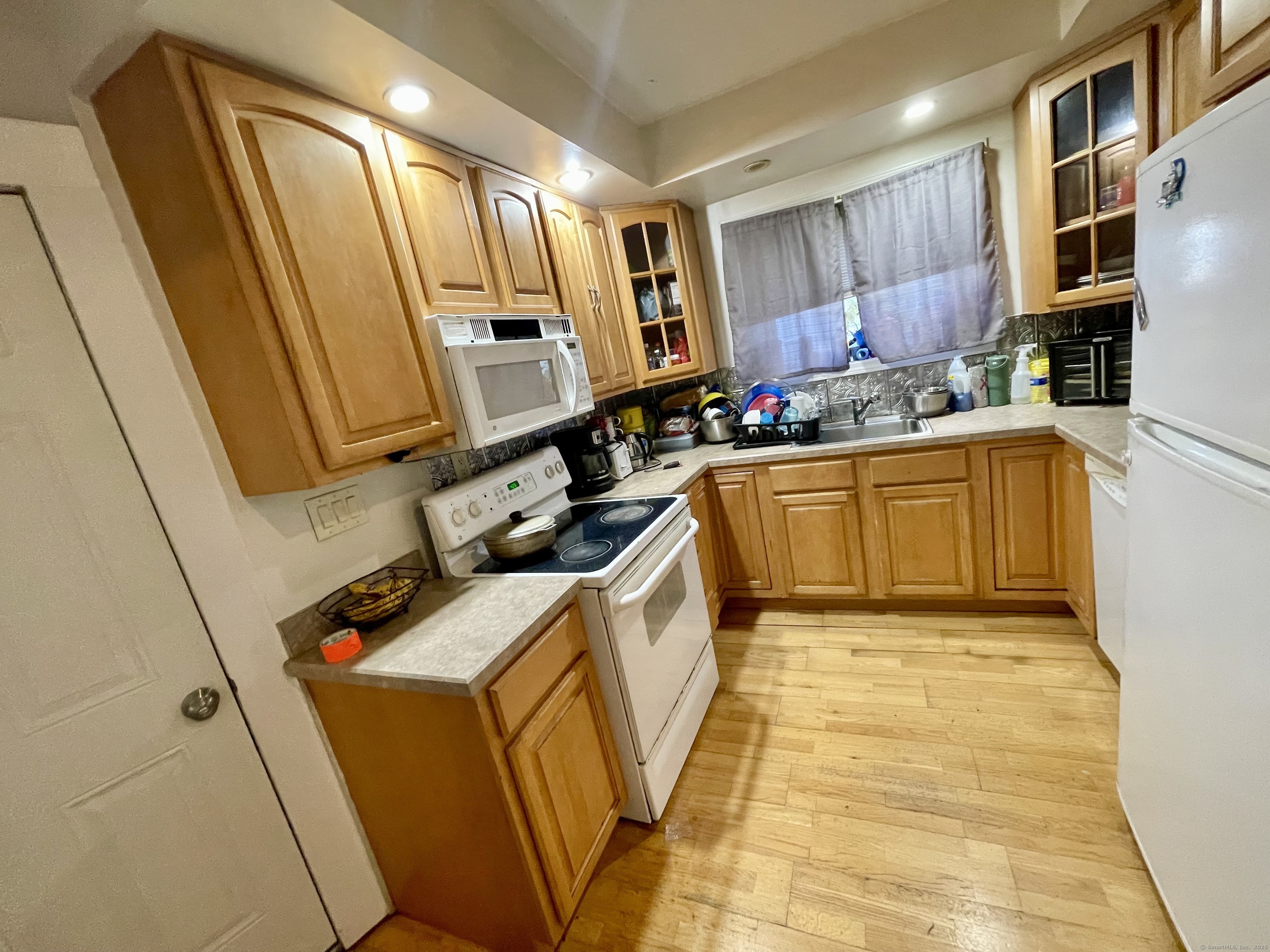 Property Photo:  155 William Street  CT 06515 