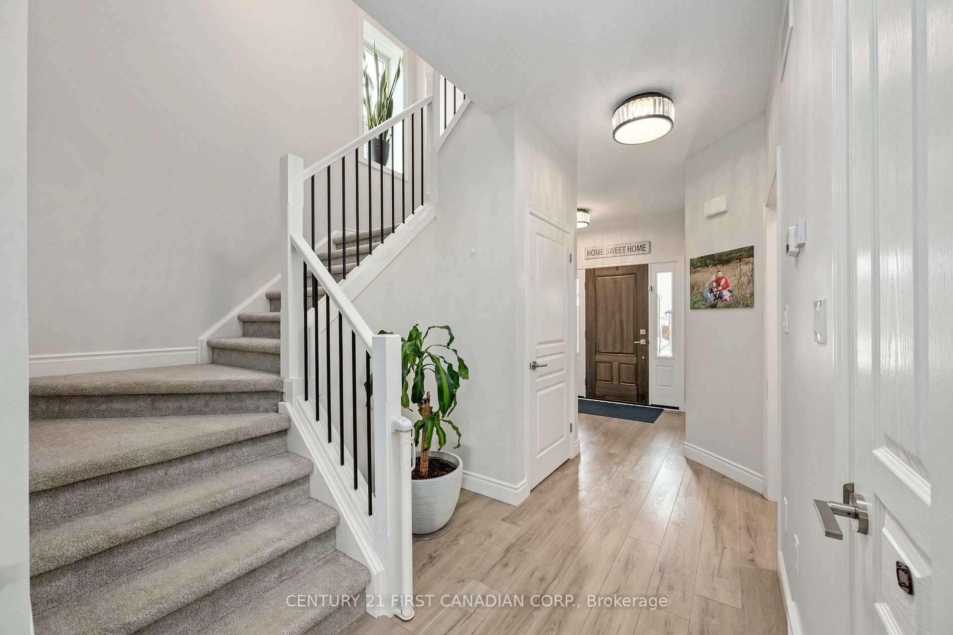 Property Photo:  117 Gilmour Dr  ON N0M 2J0 