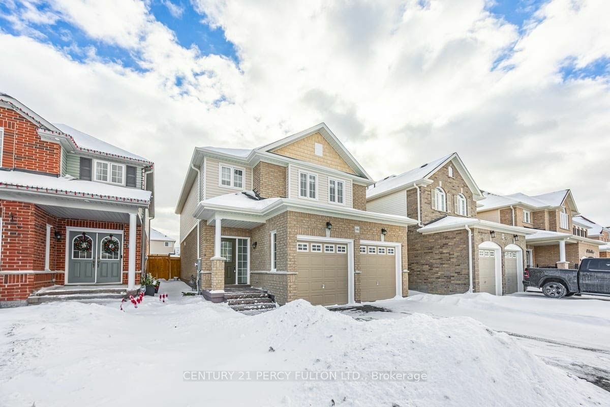 Photo de la propriété:  1481 Dunedin Crescent  ON L1K 0T9 