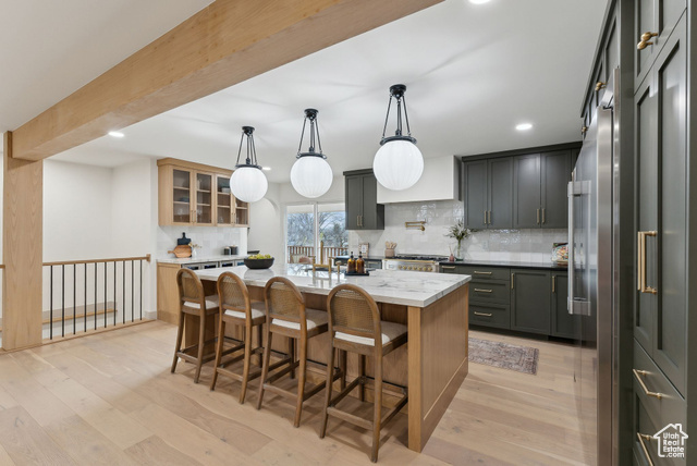 Property Photo: 7610 S Brighton Way UT 84121