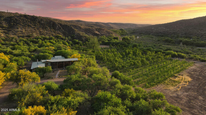 89395 E Aravaipa Road  Winkelman AZ 85192 photo