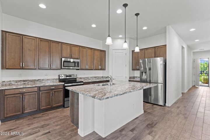 Property Photo: 4274 Sawbuck Way AZ 85390