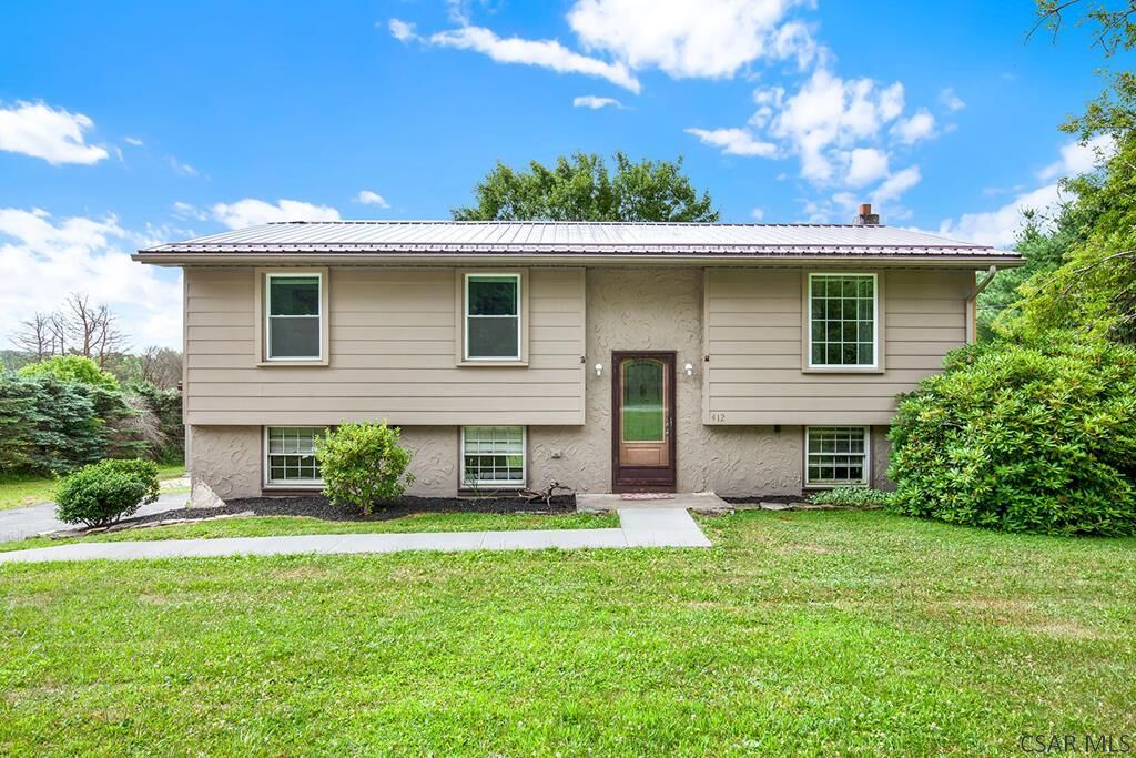 Property Photo: 412 Morningland Drive PA 15963