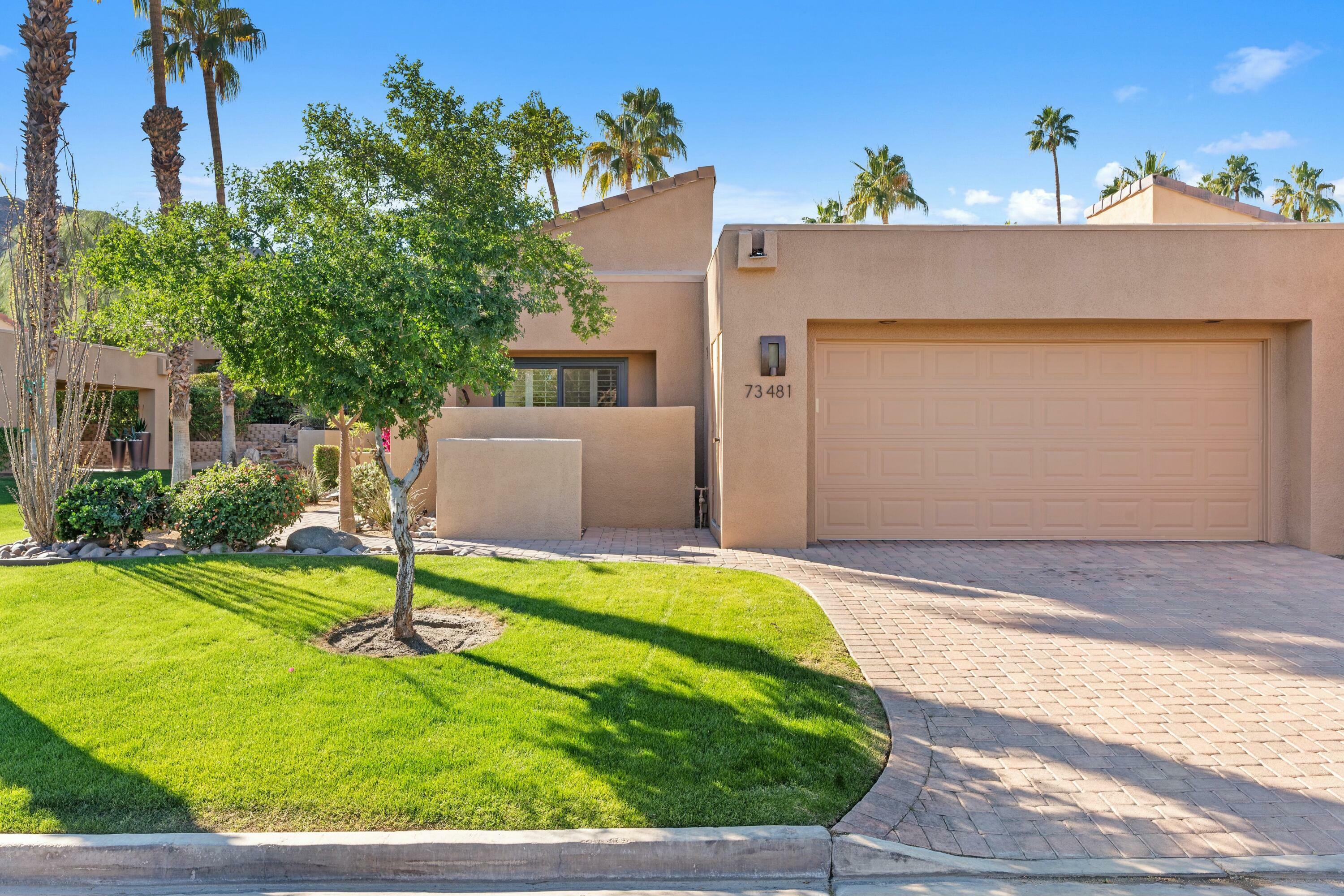 Property Photo: 73481 Poinciana Place CA 92260