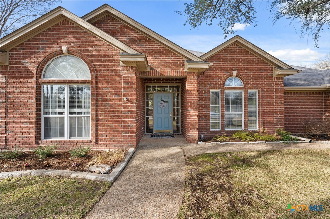 Property Photo: 517 Riverwood Drive TX 76513