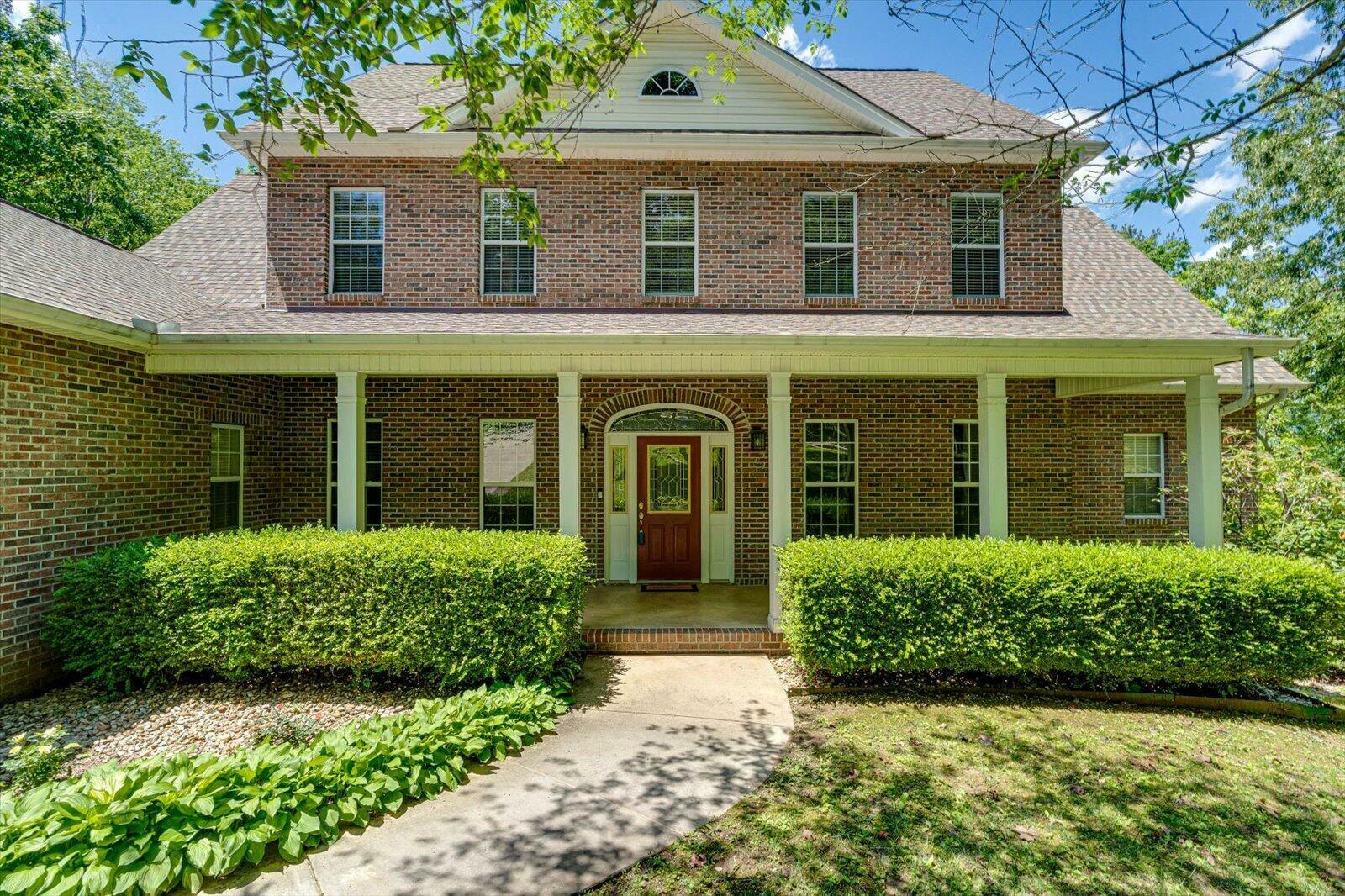 Property Photo:  550 Tanya Drive  TN 37397 