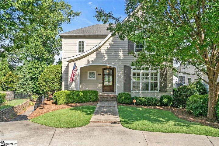 122 Keowee Avenue  Greenville SC 29605 photo