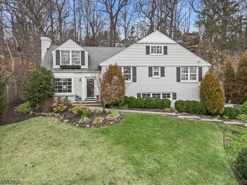 Property Photo:  363 Dogwood Way  NJ 07092 