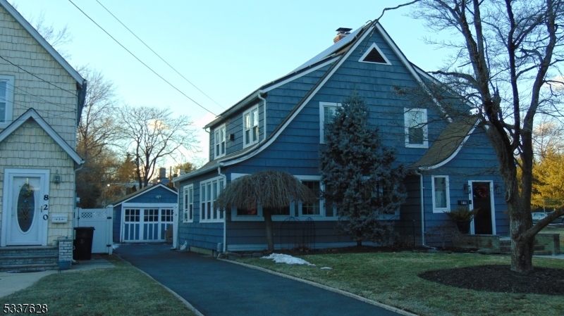 Property Photo:  816 W 8th St  NJ 07063 