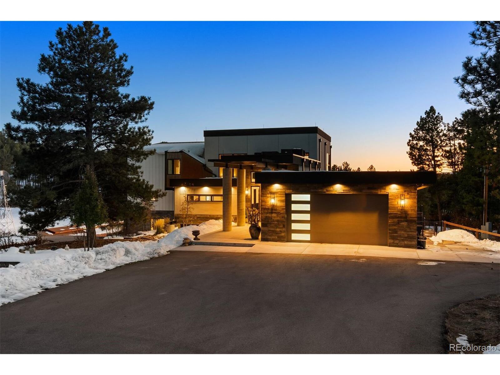 Property Photo: 367 Sandy Hollow Trl CO 80116