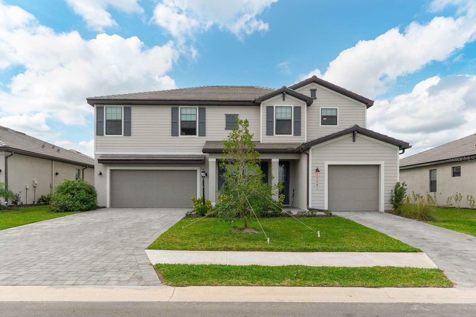 Property Photo: 15041 Sea Salt Way FL 34211