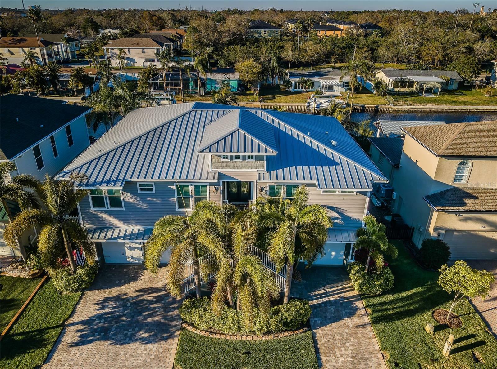 315 Manatee Lane  Tarpon Springs FL 34689 photo