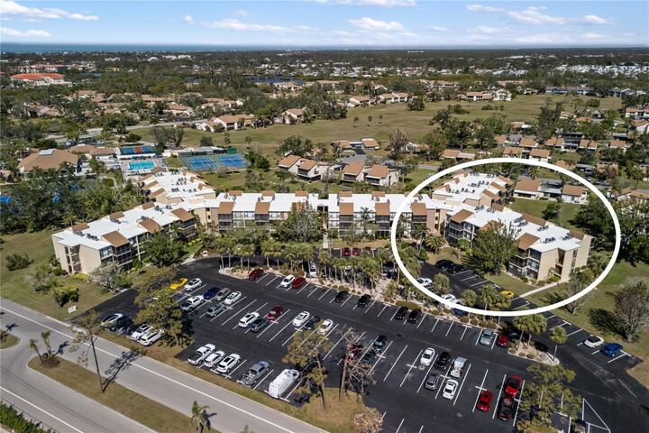 Property Photo: 618 Bird Bay Drive S 118 FL 34285
