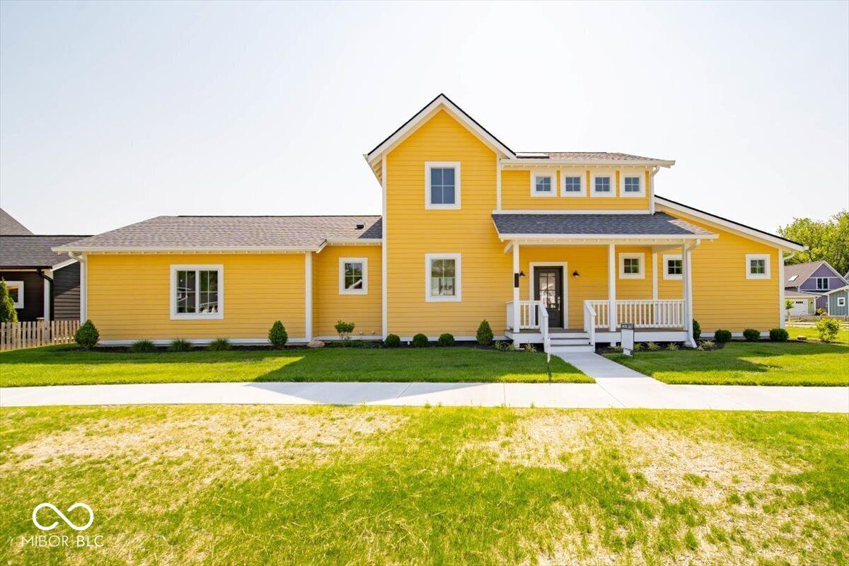 Property Photo: 10483 St Anne Drive IN 46077