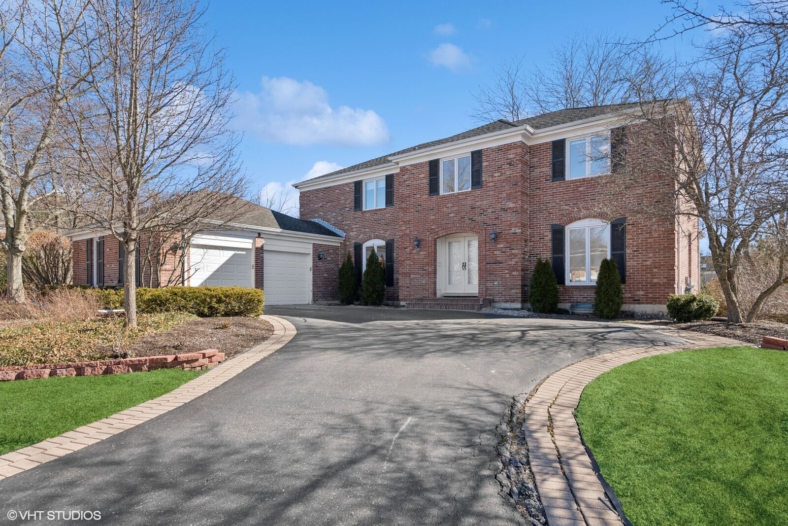 Property Photo: 306 Surrey Lane IL 60045
