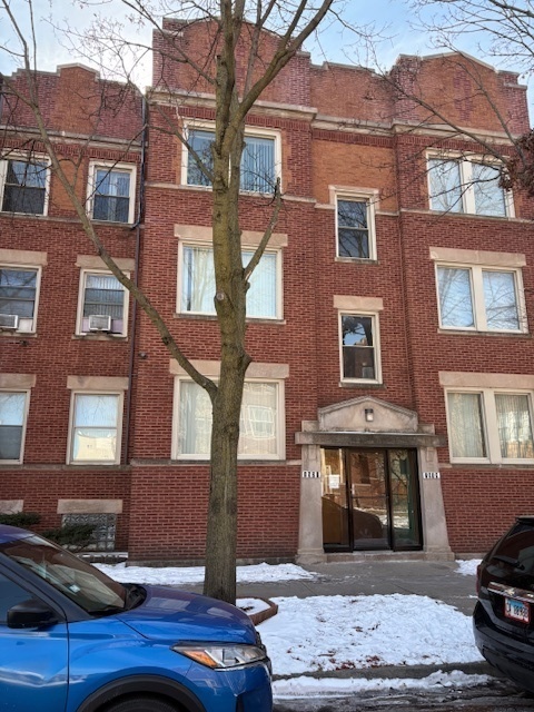 Property Photo: 1519 E 68th Street 1 IL 60637