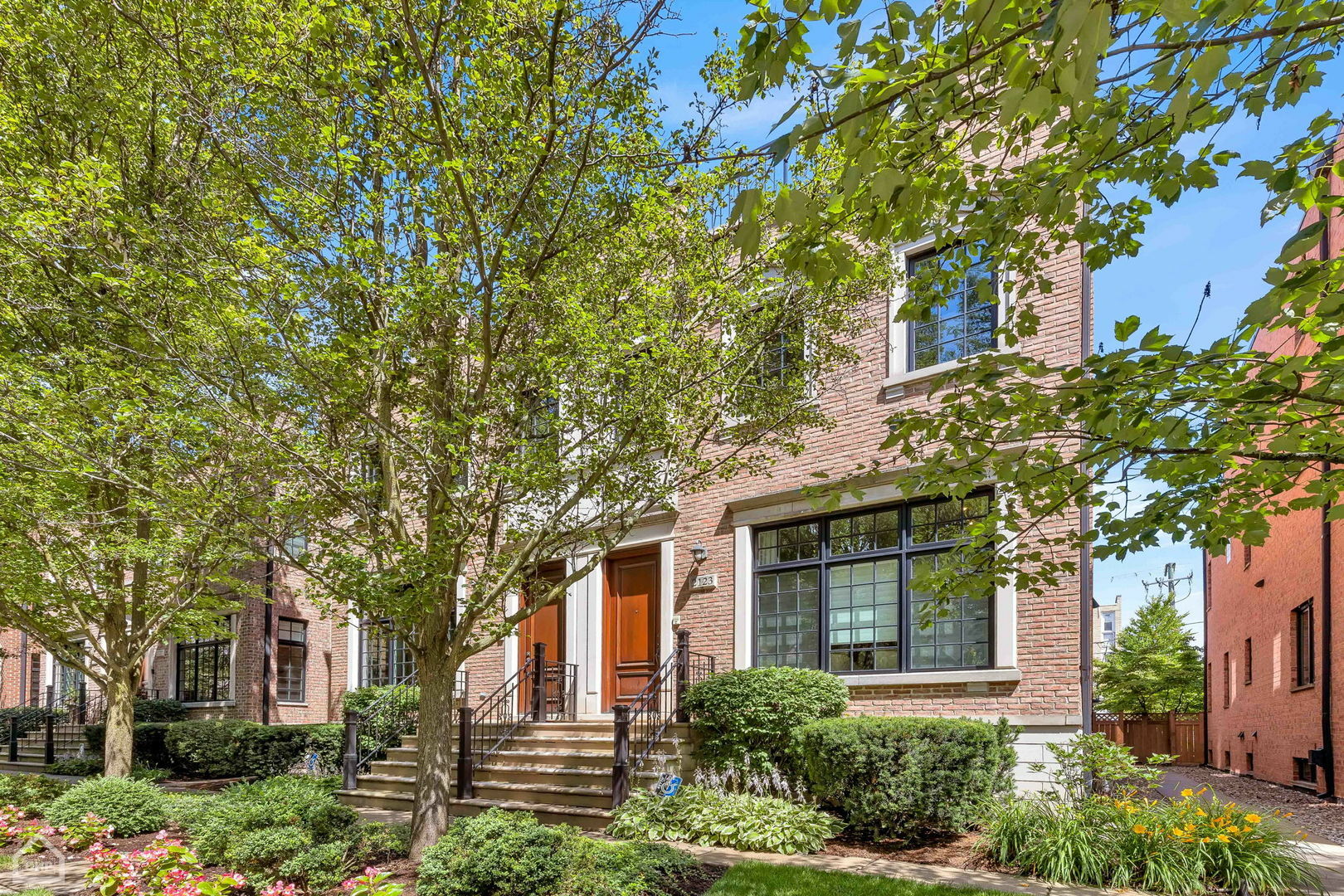 Property Photo: 2123 Harrison Street IL 60201