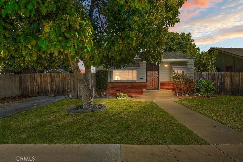 Property Photo:  604 S Claudina Street  CA 92805 