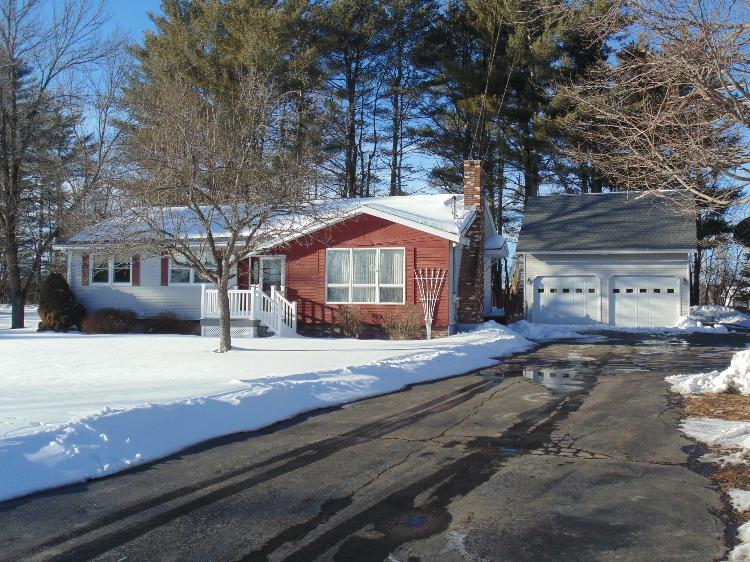 Property Photo:  23 Sandy Point Road  ME 04461 