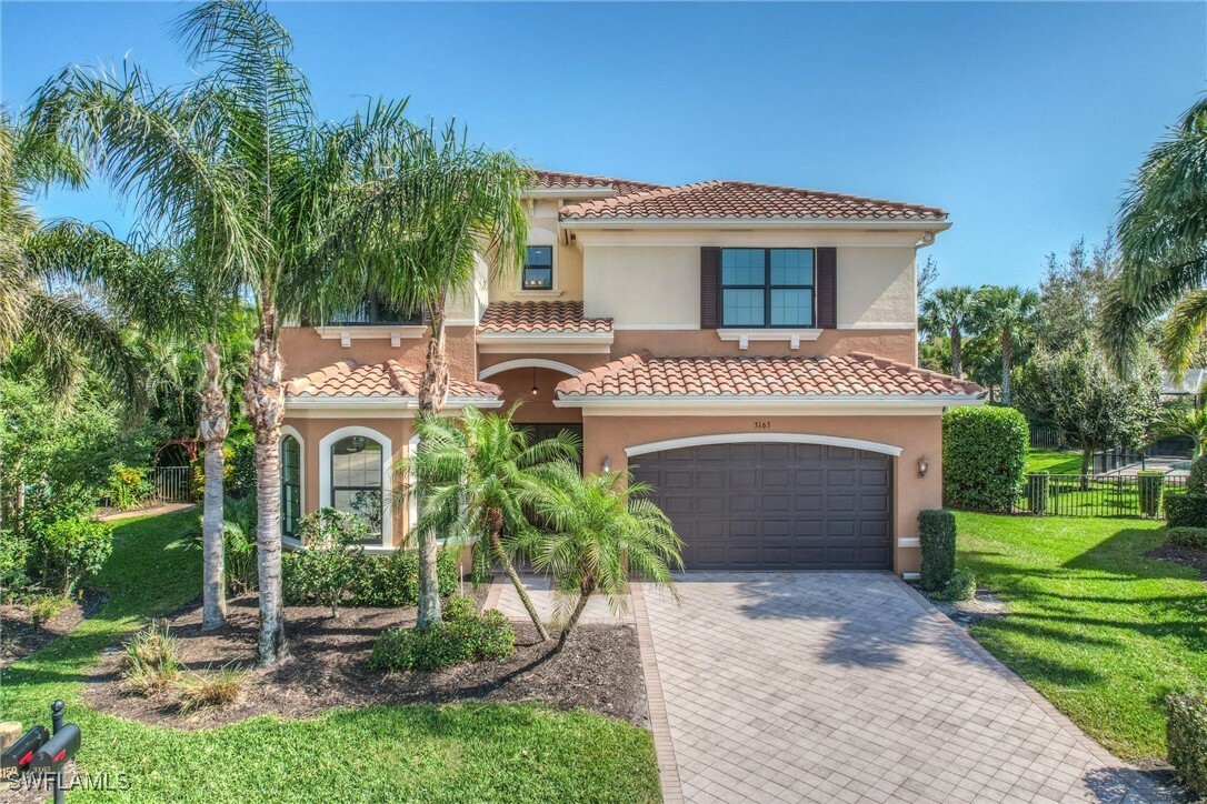 3163 Pacific Drive  Naples FL 34119 photo