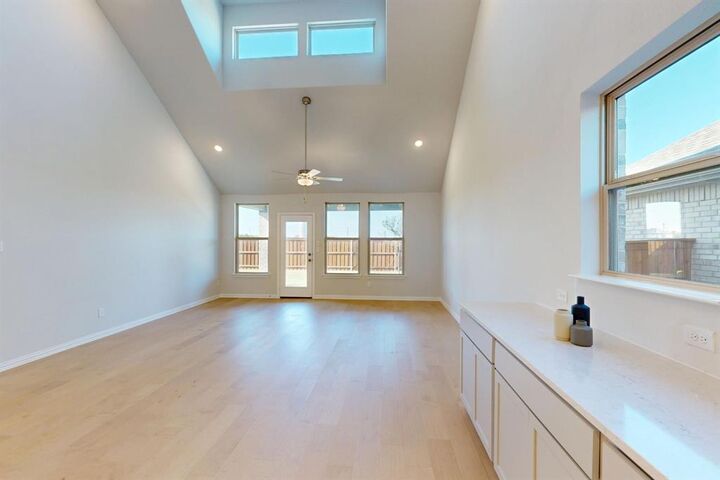 Property Photo: 1304 Sherlynn Court TX 75009