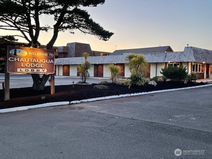 Property Photo: 304 14th Street NW 316 WA 98631