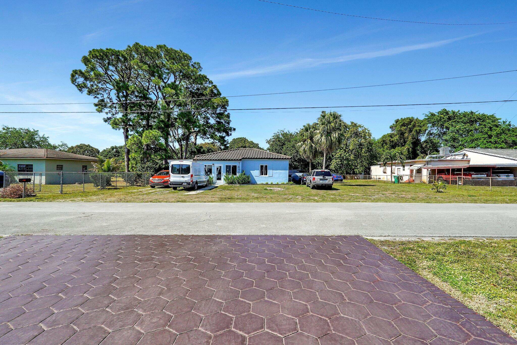 Property Photo:  14900 NW 16th Drive  FL 33167 