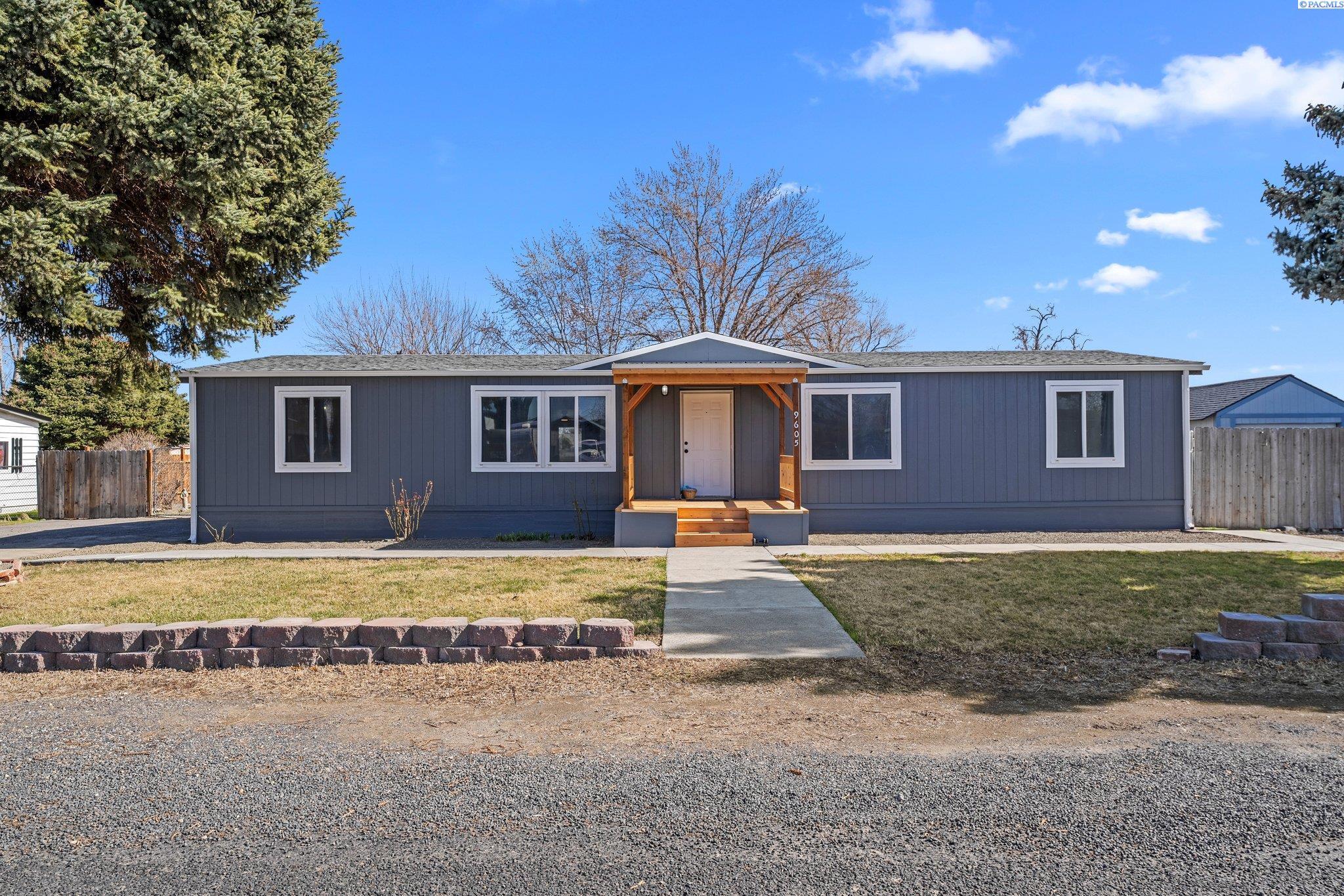 Property Photo: 9605 S Lexington Street WA 99337