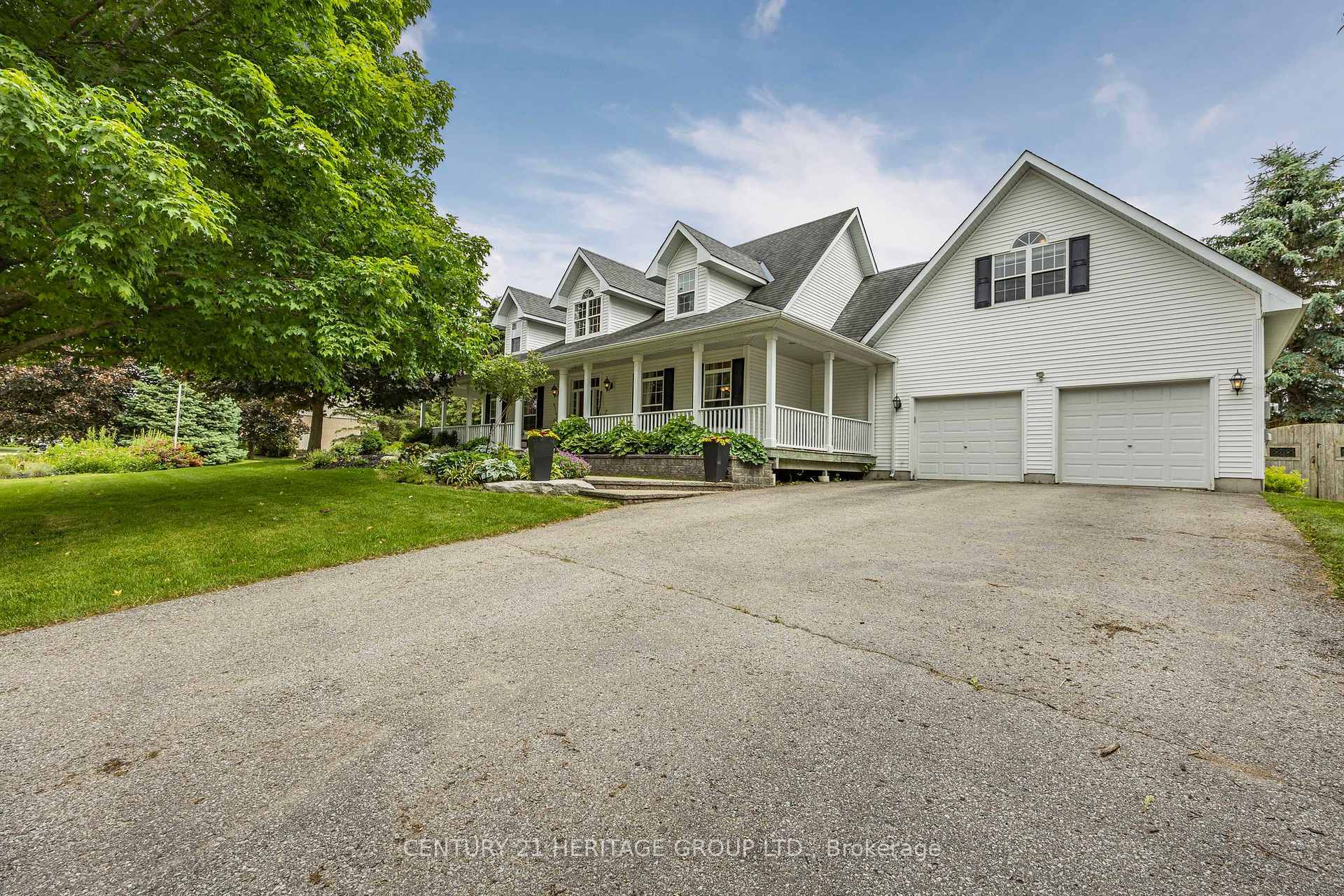 Property Photo: 122 Davis Trail ON L0L 2N0