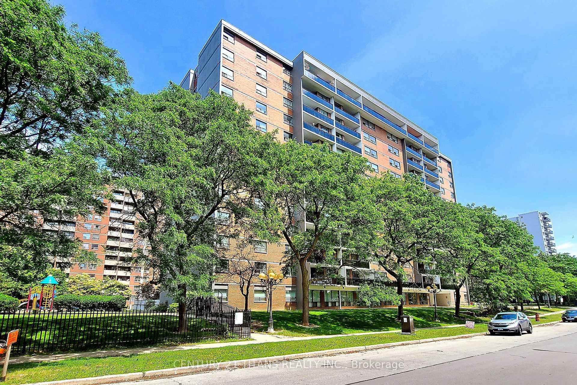 Property Photo: 20 Gilder Drive 1208 ON M1K 5E1