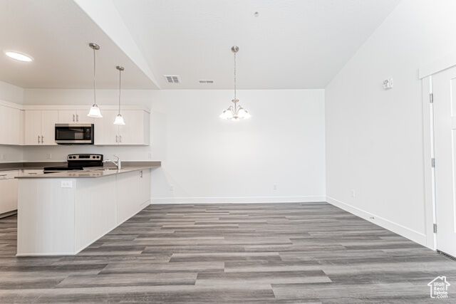 Property Photo:  4777 S Alder Dr E301  UT 84664 