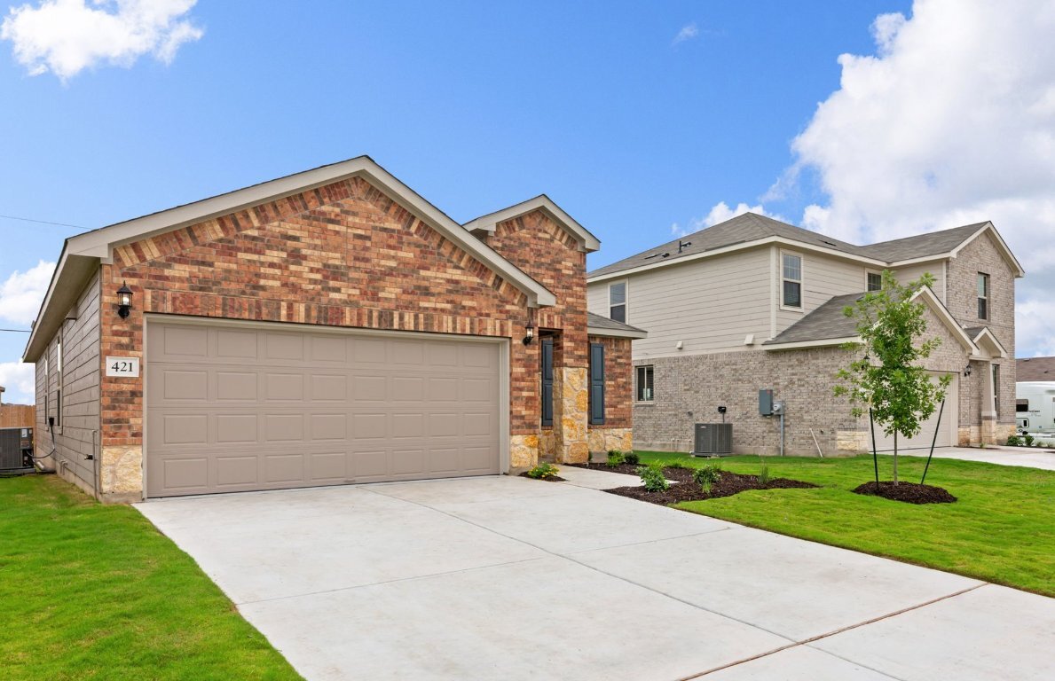 Property Photo: 421 Ibis Falls Loop TX 76537