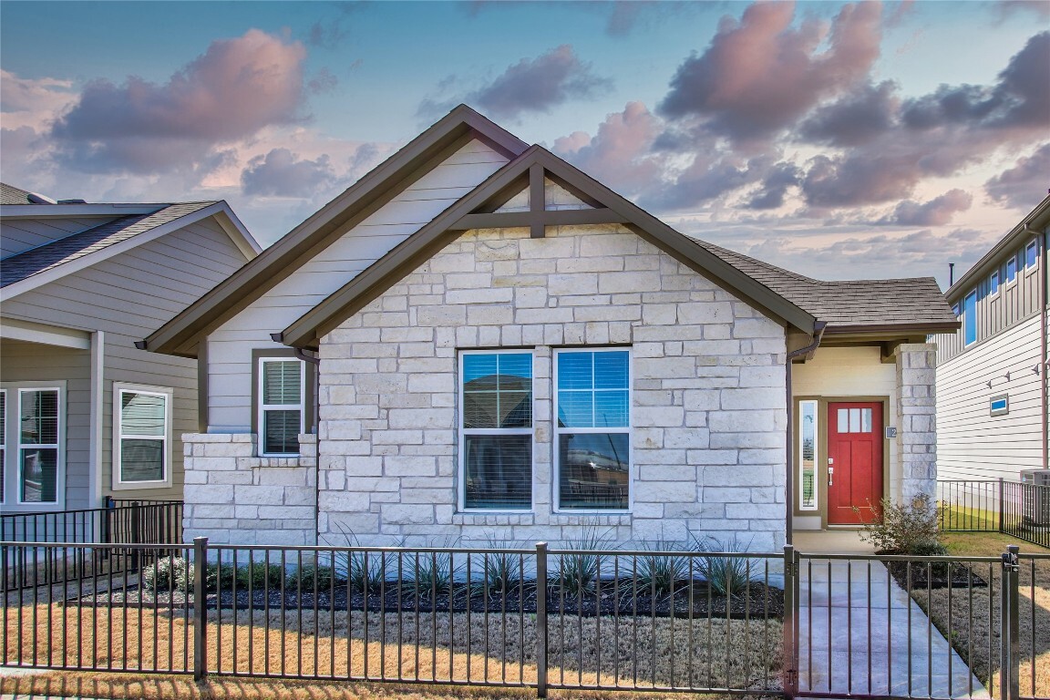 219 Pinnacle Lane  Kyle TX 78640 photo