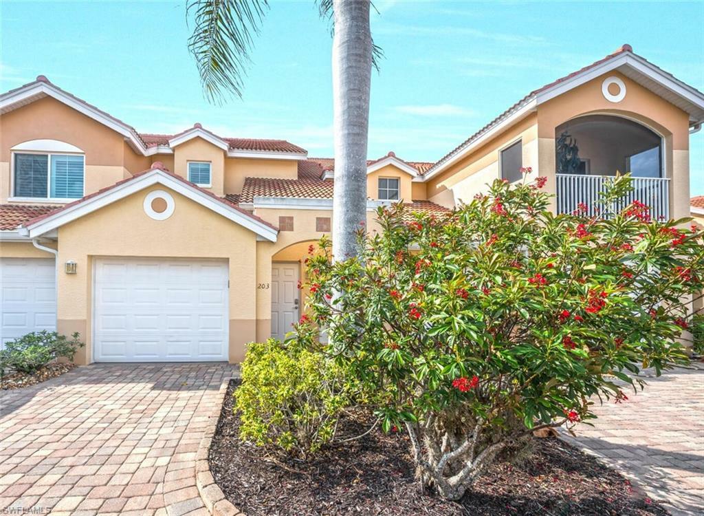 Property Photo: 28630 Carriage Home Dr 203 FL 34134