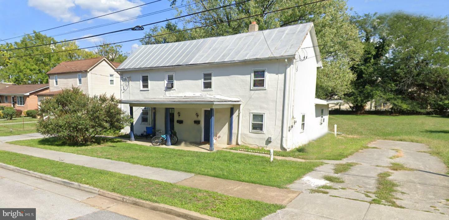 Property Photo:  424 Hill Street  VA 22630 