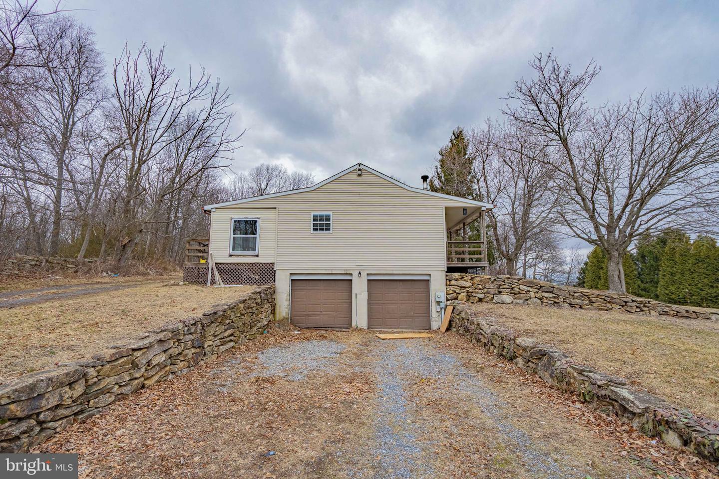 Property Photo:  80 Stone Avenue  PA 18011 