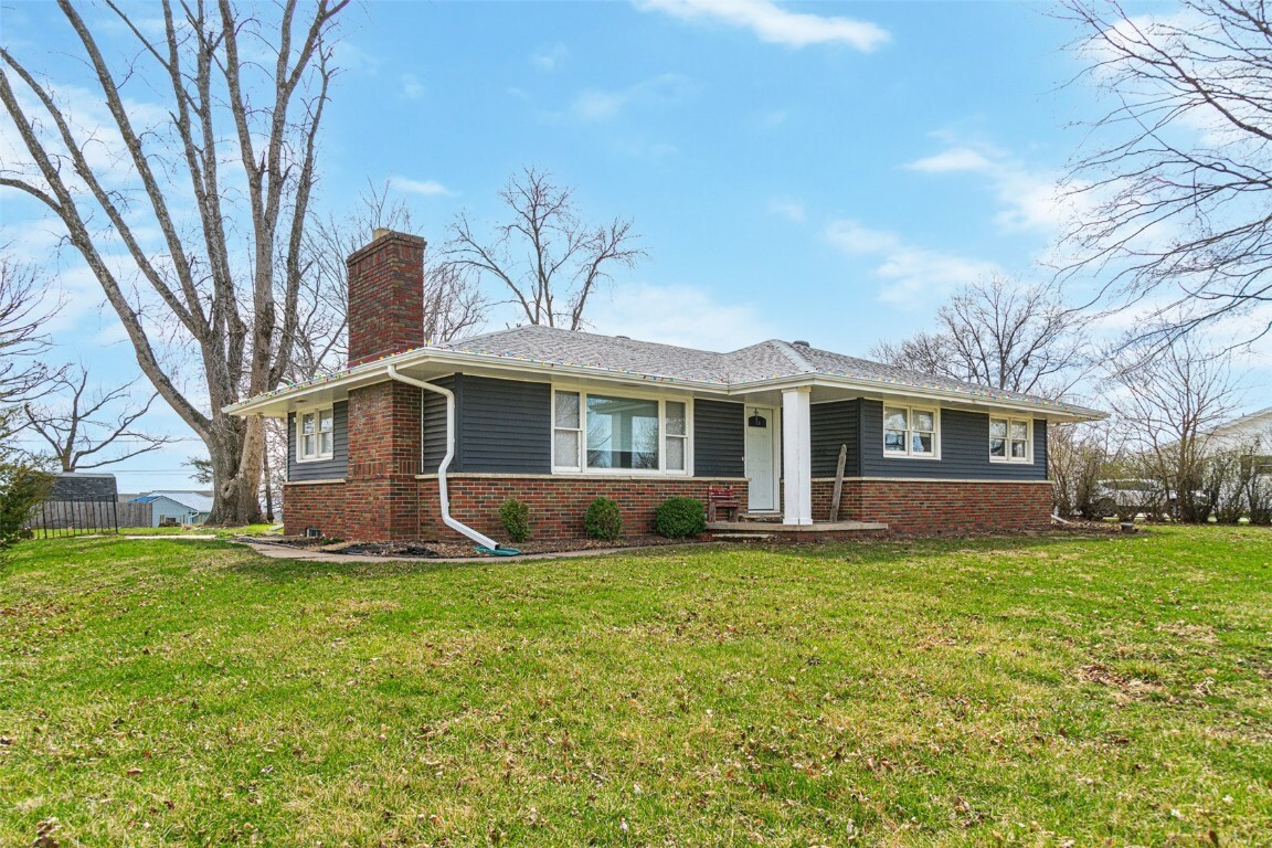 Property Photo: 1005 Rolling Glen Drive IA 52302